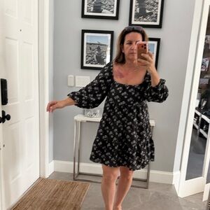 Alice + Olivia Black Floral tiered Mini Dress